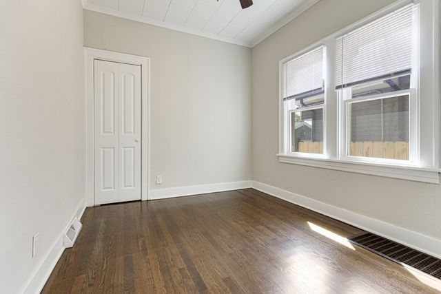 3005 Commercial Avenue, Chicago Heights, IL 60411