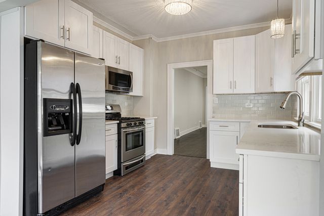 3005 Commercial Avenue, Chicago Heights, IL 60411