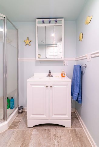 7433 N Octavia Avenue, Chicago, IL 60631