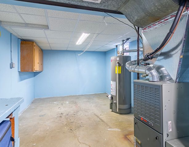 7433 N Octavia Avenue, Chicago, IL 60631