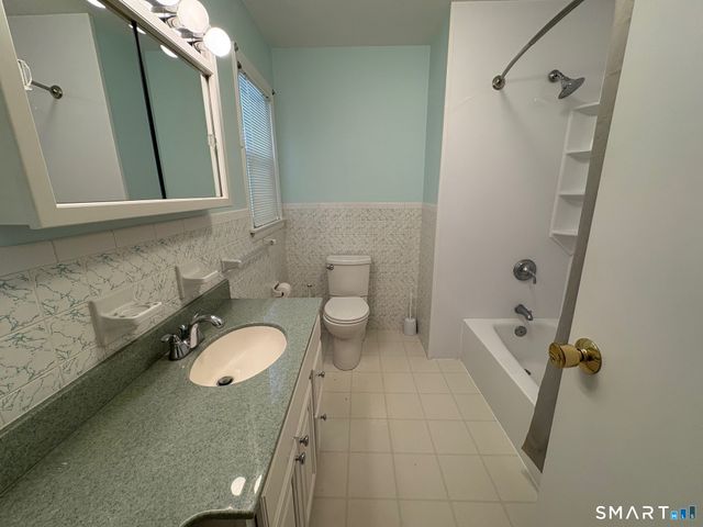 967 Derby Milford Road, Orange, CT 06477