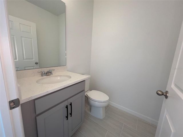 490 THOMPSON VILLAGE AVENUE, Apopka, FL 32703