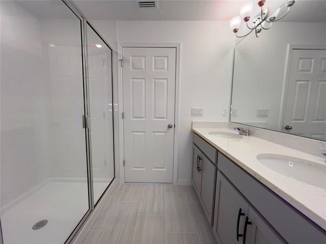 490 THOMPSON VILLAGE AVENUE, Apopka, FL 32703