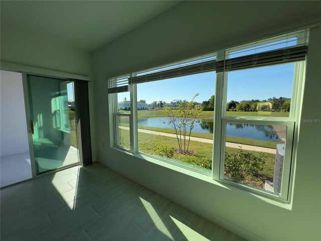 490 THOMPSON VILLAGE AVENUE, Apopka, FL 32703