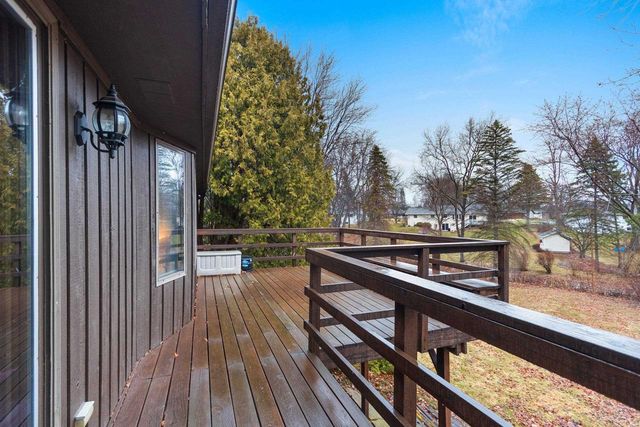 N9562 OTTE COURT, Appleton, WI 54915