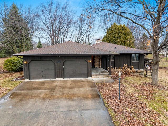 N9562 OTTE COURT, Appleton, WI 54915