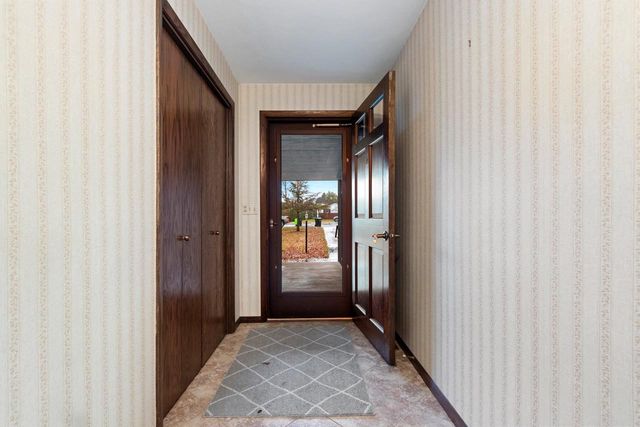 N9562 OTTE COURT, Appleton, WI 54915