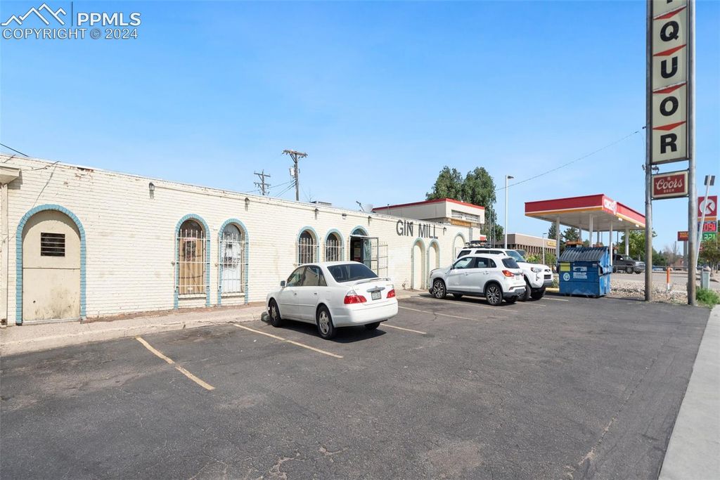 410 N Circle Drive, Colorado Springs, CO 80909 — exterior
