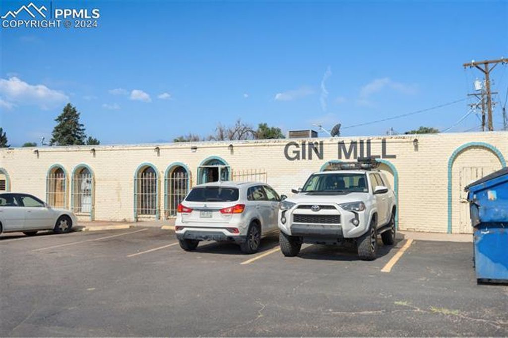 410 N Circle Drive, Colorado Springs, CO 80909 — photo 2