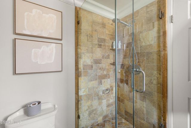3 Avenida De Las Flores, Thousand Oaks, CA 91360