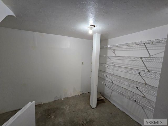 1571 Stanger Drive, Idaho Falls, ID 83404