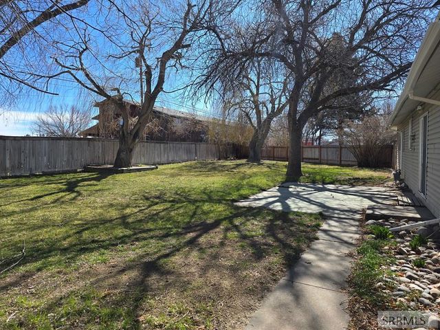 1571 Stanger Drive, Idaho Falls, ID 83404