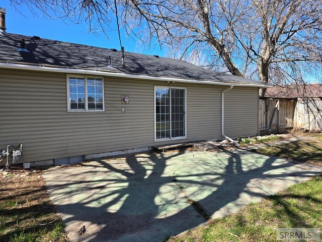 1571 Stanger Drive, Idaho Falls, ID 83404