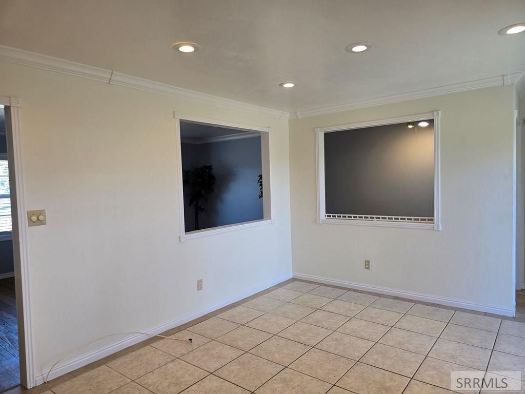 Image 8 of property listing at 1571 Stanger Drive, Idaho Falls, ID 83404