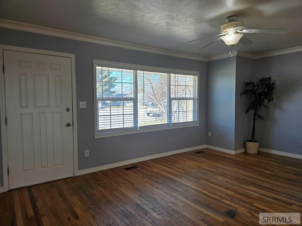 Image 9 of property listing at 1571 Stanger Drive, Idaho Falls, ID 83404