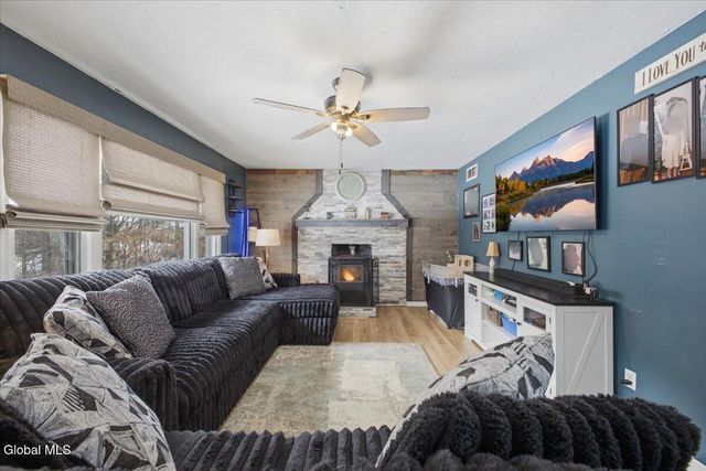 20 Campney Lane, Fort Ann, NY 12827