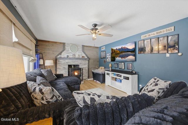 20 Campney Lane, Fort Ann, NY 12827