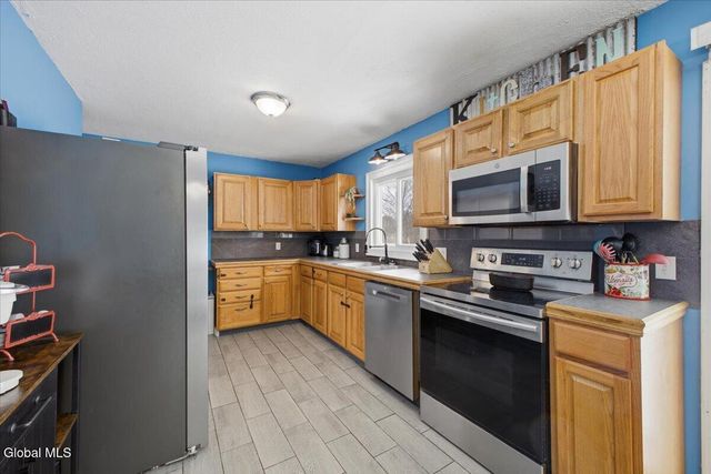 20 Campney Lane, Fort Ann, NY 12827