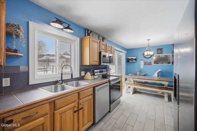 20 Campney Lane, Fort Ann, NY 12827