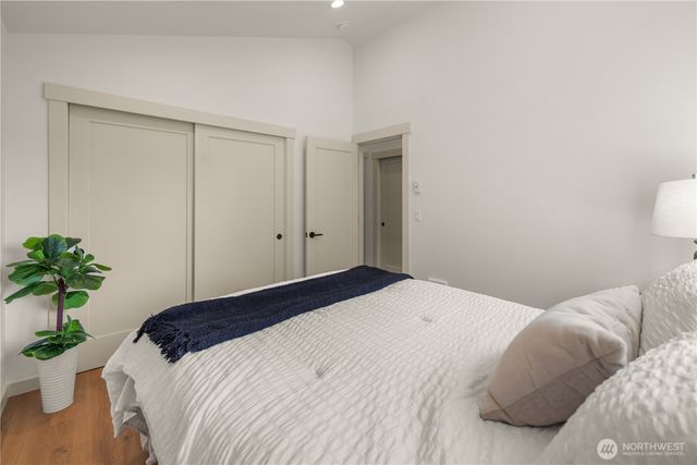 2650 NW 95th Street, Seattle, WA 98117