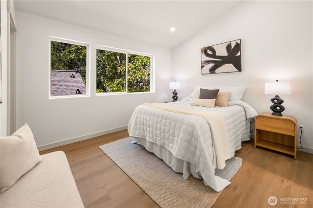 2650 NW 95th Street, Seattle, WA 98117