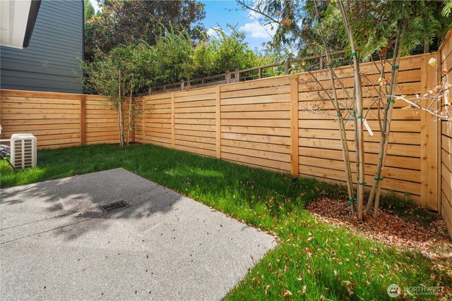2650 NW 95th Street, Seattle, WA 98117