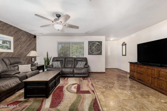 17249 N 37TH Avenue, Glendale, AZ 85308