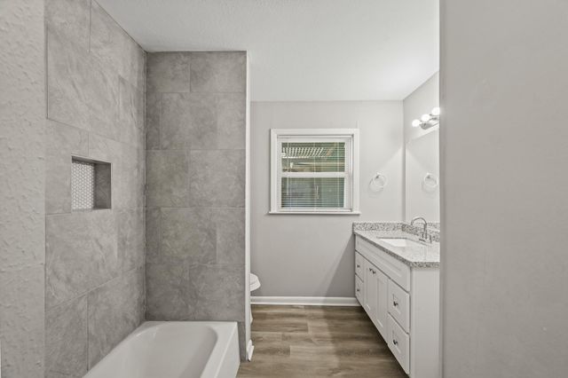 605 West Avenue, Pasadena, TX 77502