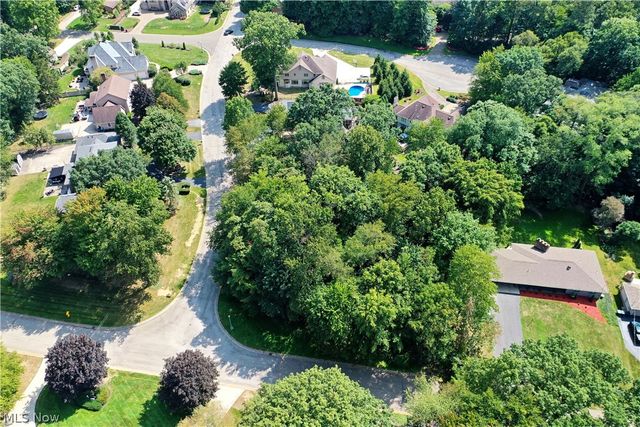 Hunter's Hollow, Howland, OH 44484