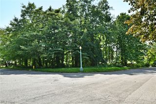 Hunter's Hollow, Howland, OH 44484