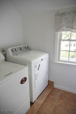 22 Warren Rd, Fair Lawn Boro, NJ 07410