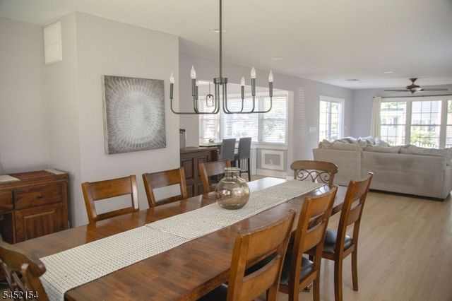 22 Warren Rd, Fair Lawn Boro, NJ 07410