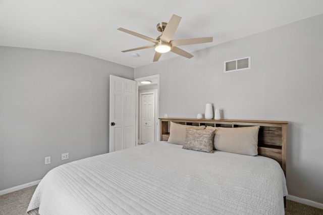 336 18th Avenue N, Hopkins, MN 55343