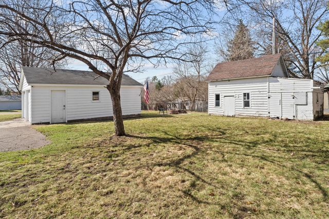 336 18th Avenue N, Hopkins, MN 55343