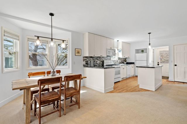 336 18th Avenue N, Hopkins, MN 55343