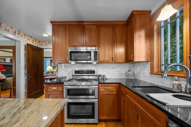 1801 Wellesley Avenue, Saint Paul, MN 55105