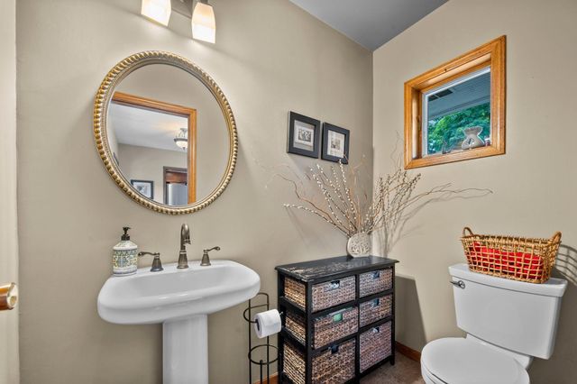 1801 Wellesley Avenue, Saint Paul, MN 55105