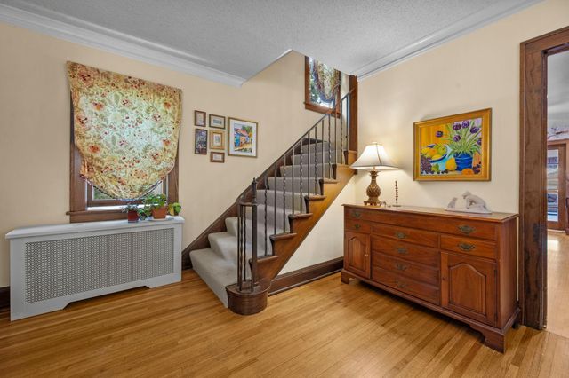 1801 Wellesley Avenue, Saint Paul, MN 55105