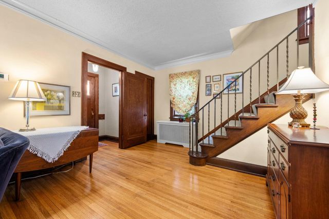 1801 Wellesley Avenue, Saint Paul, MN 55105