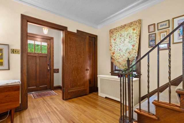 1801 Wellesley Avenue, Saint Paul, MN 55105