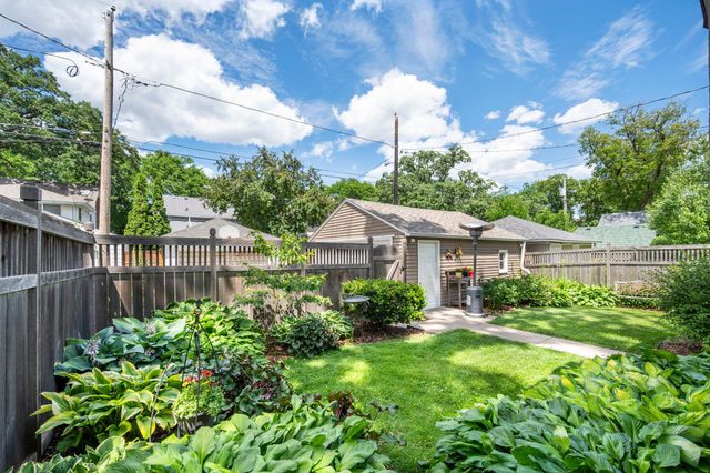 1801 Wellesley Avenue, Saint Paul, MN 55105