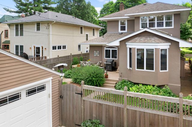 1801 Wellesley Avenue, Saint Paul, MN 55105