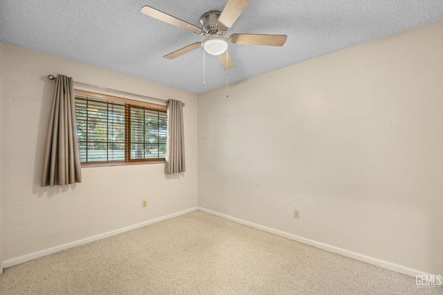 4621 McGinnis Street, Bakersfield, CA 93308