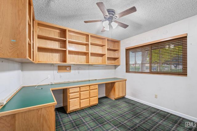 4621 McGinnis Street, Bakersfield, CA 93308