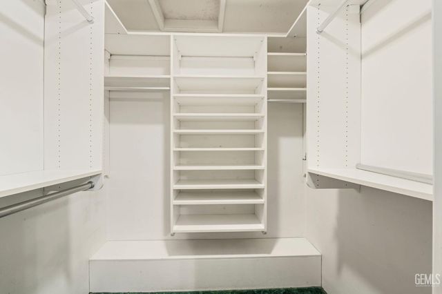 4621 McGinnis Street, Bakersfield, CA 93308