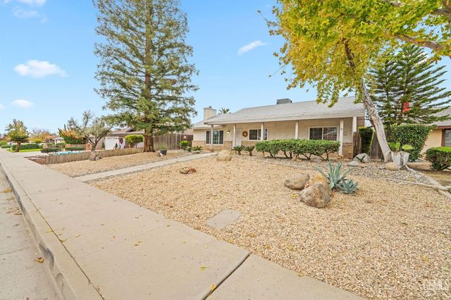 4621 McGinnis Street, Bakersfield, CA 93308