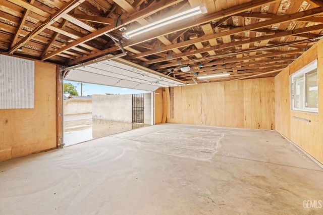 4621 McGinnis Street, Bakersfield, CA 93308