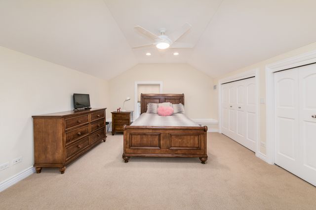 711 Jackson Avenue, River Forest, IL 60305