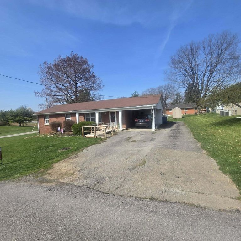 523 Perkins Avenue, Danville, KY 40422