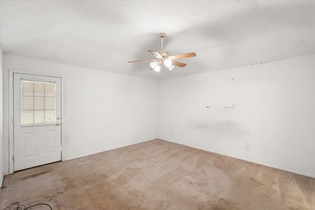 649 Blueberry Hill Lane, Mansfield, TX 76063